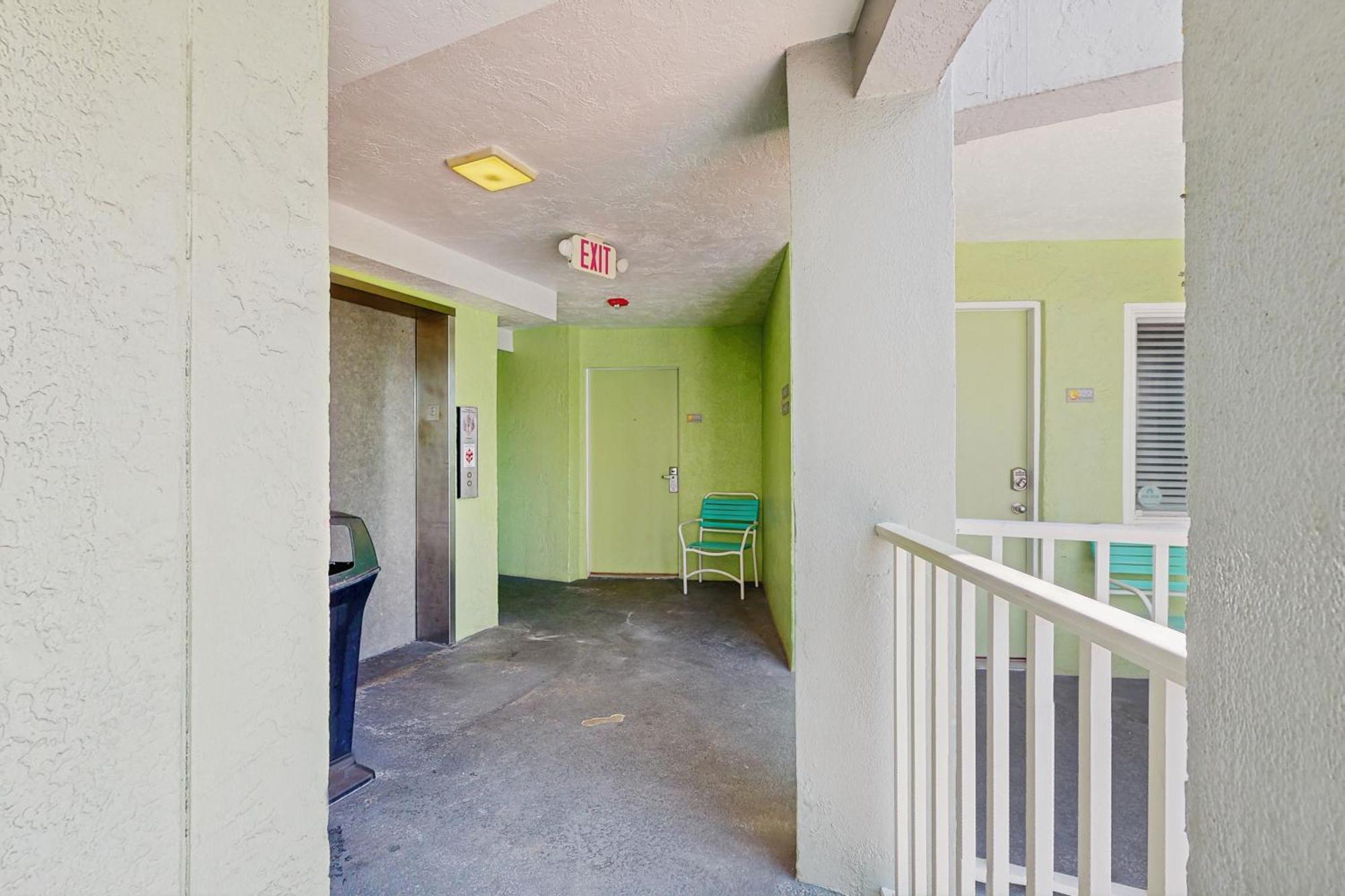 Pelican Pointe Clearwater Beach Room photo