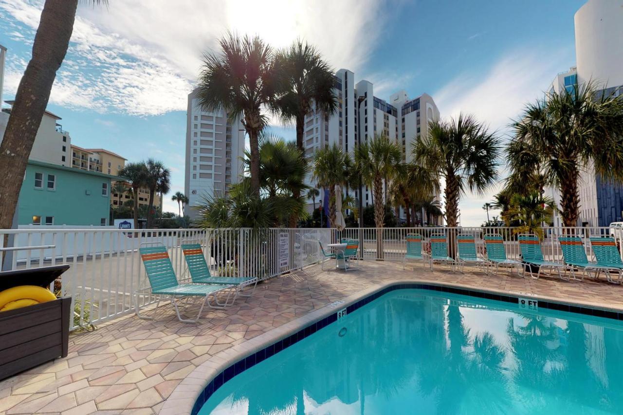 Pelican Pointe Clearwater Beach Exterior photo